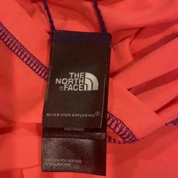 North Face hoodie, size Small.  Perfect condition. - Picture 4 of 7